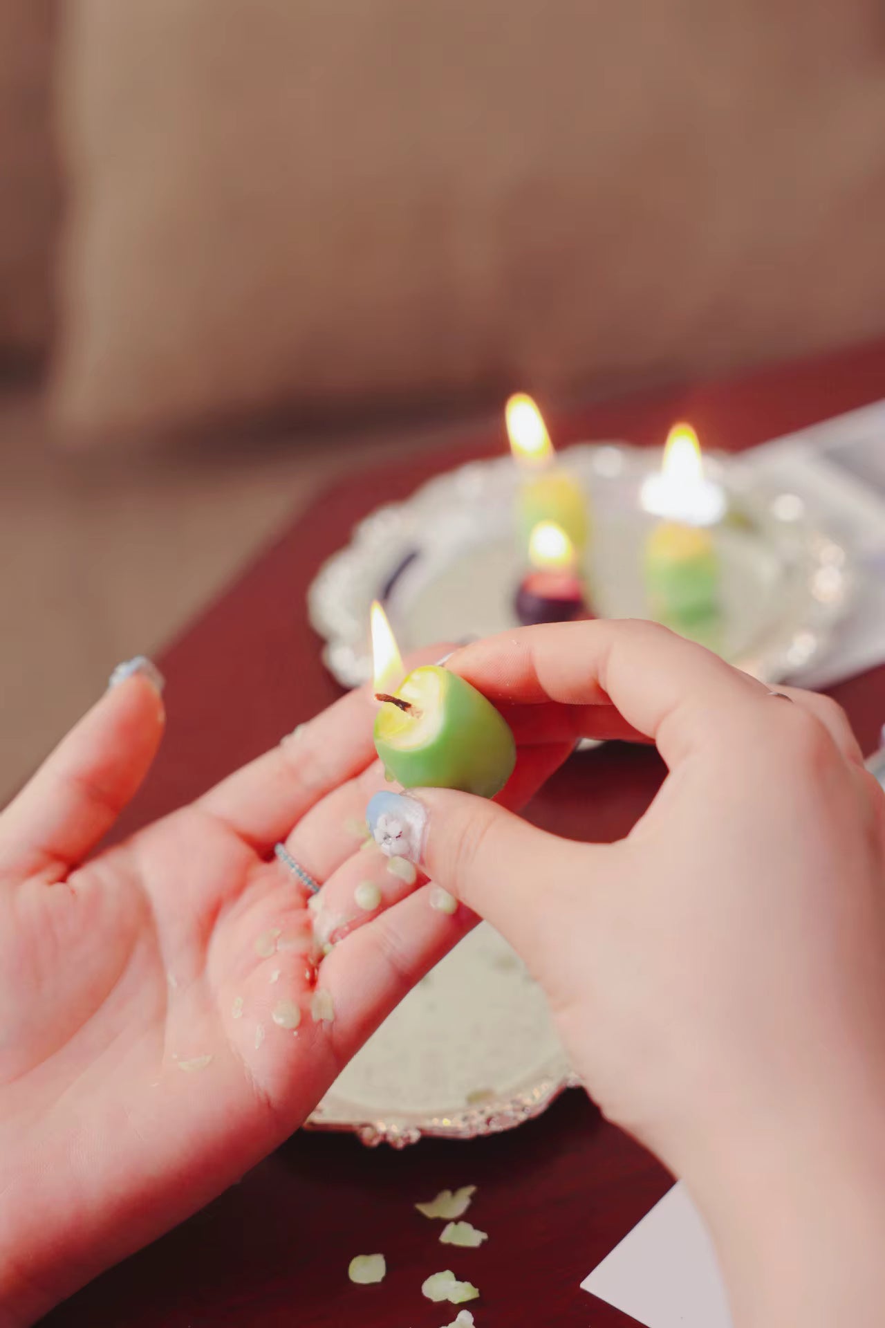 Handmade Grape Scented Soy Wax Candle – Novelty Decorative Gift