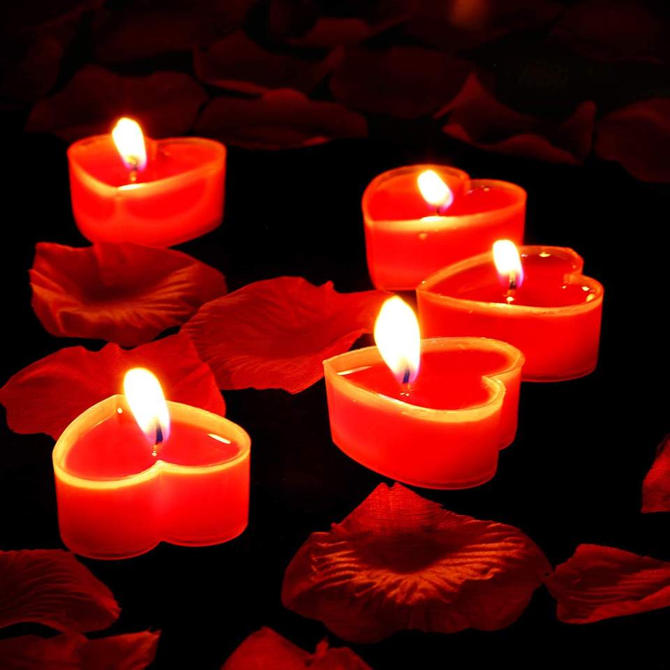 Rose Petal Candle
