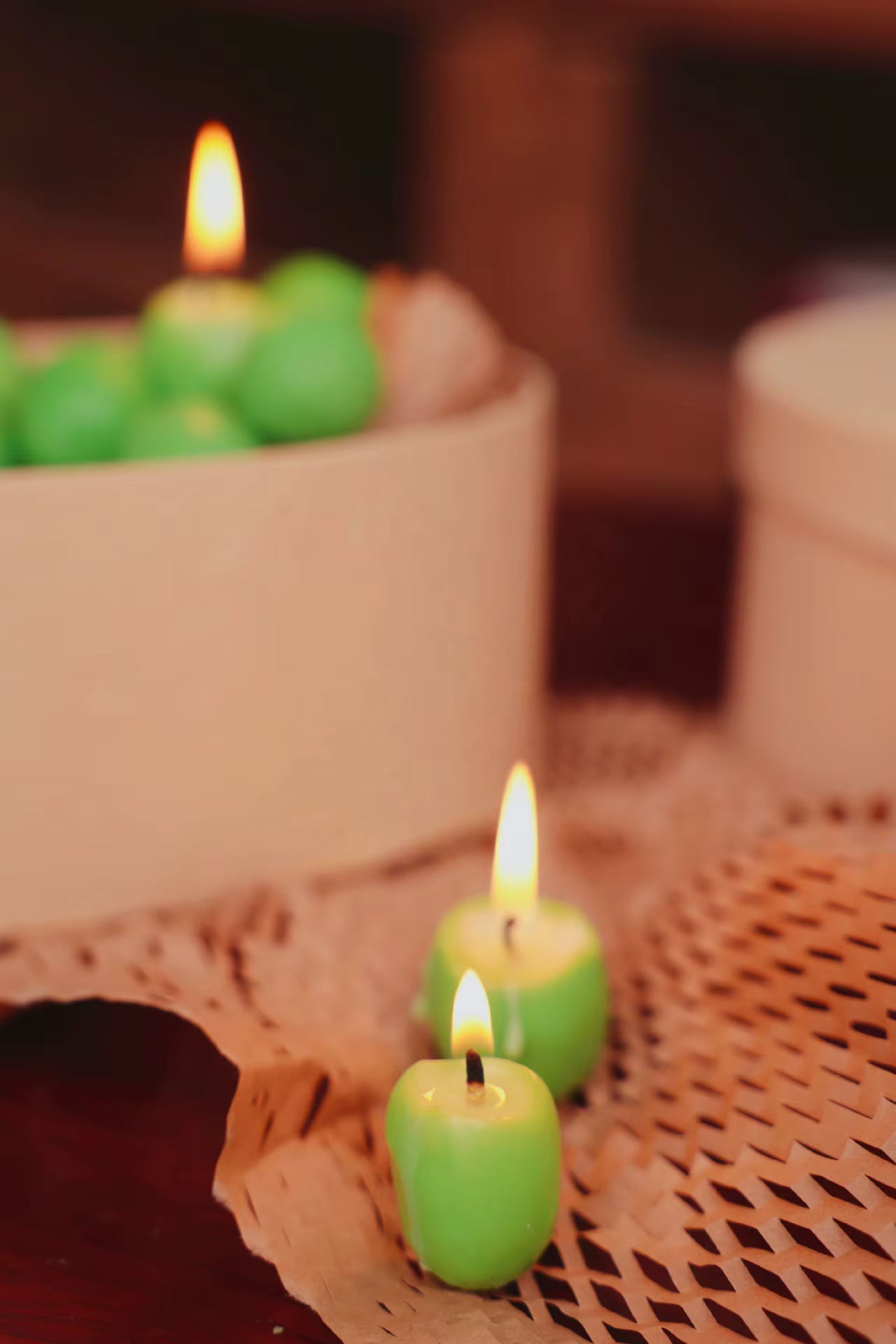Handmade Grape Scented Soy Wax Candle – Novelty Decorative Gift