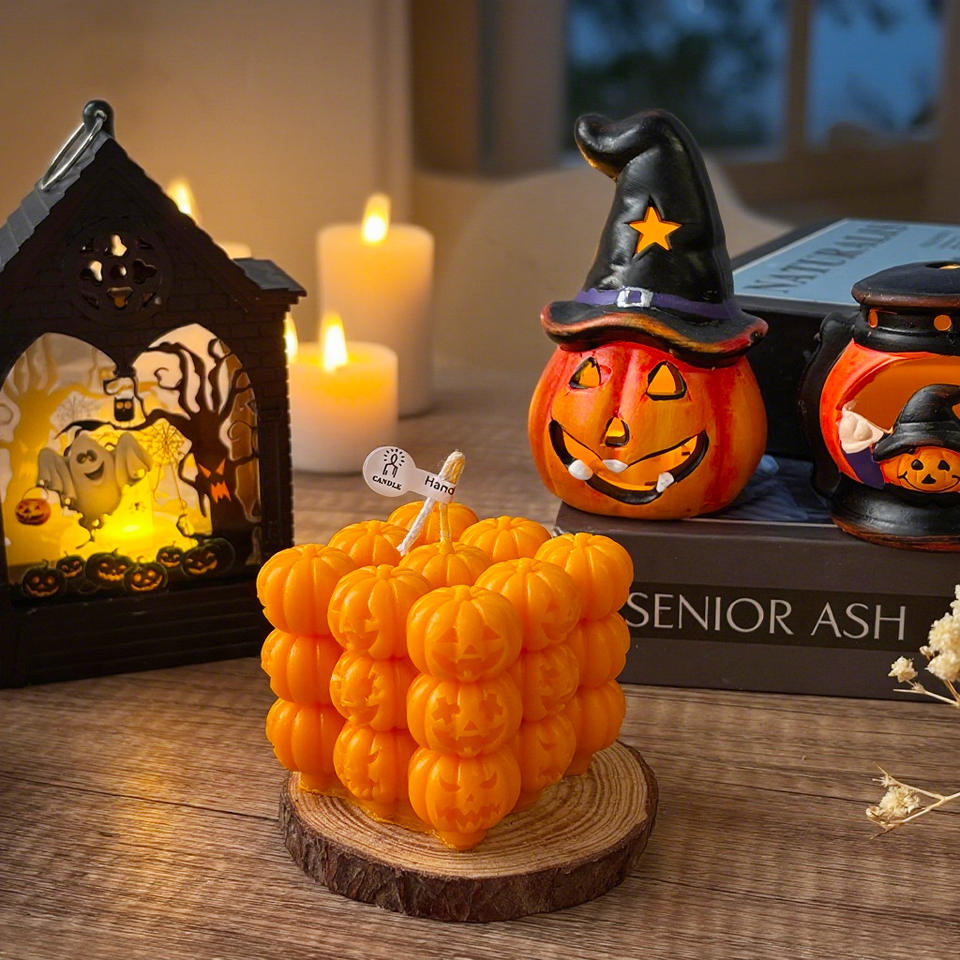 Halloween  Scented  Pumpkin  Skull  Candle
